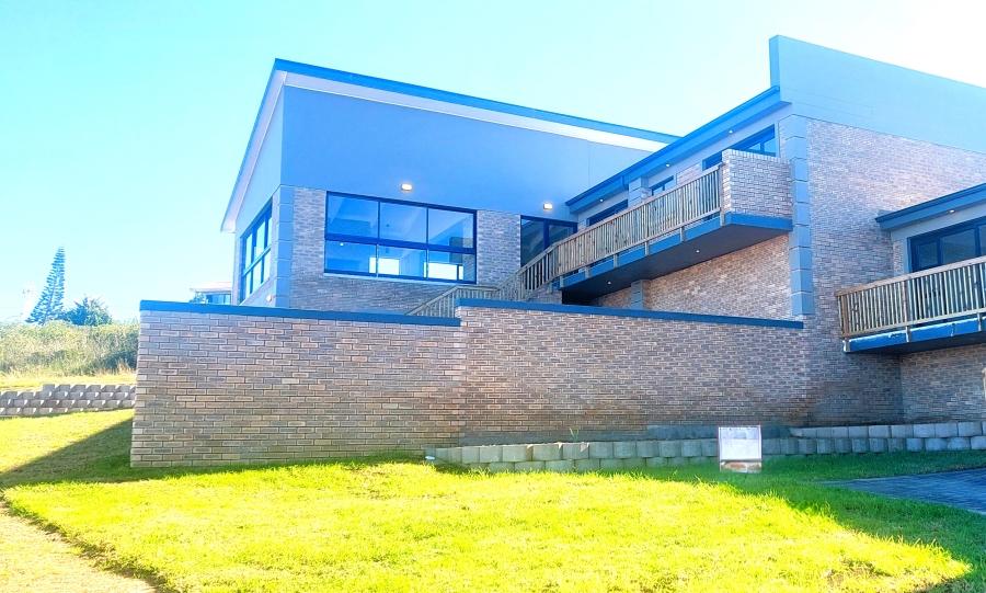 3 Bedroom Property for Sale in Dana Bay Western Cape